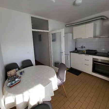 Apartment Apartman Neboder Zadar